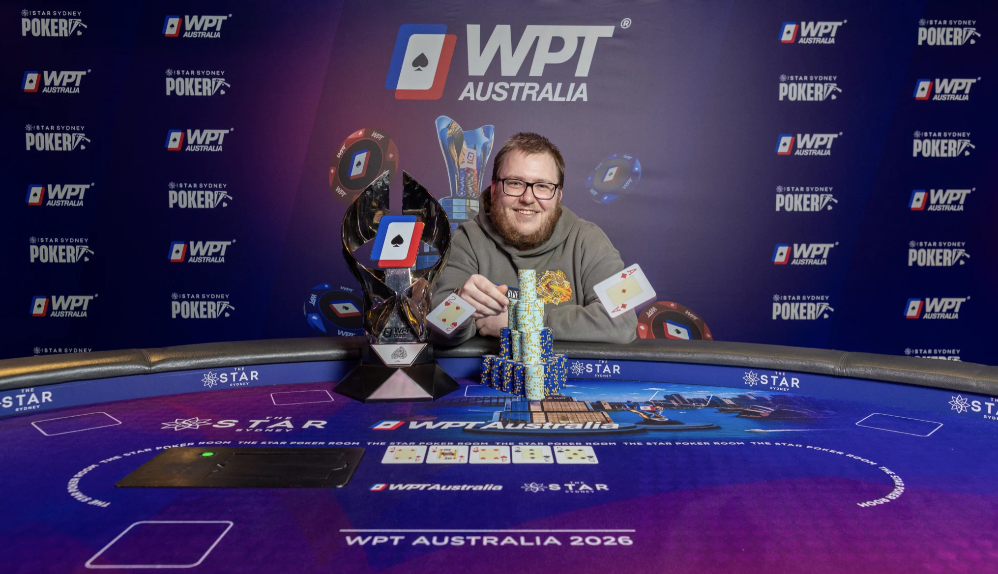cooper feltham with the wpt prime australia championship trophy