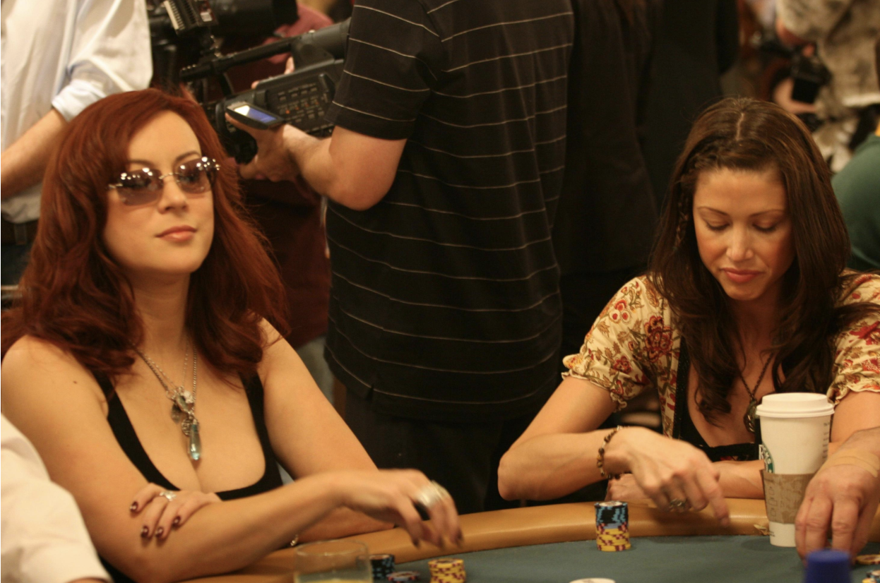 Shannon Elizabeth at the poker table